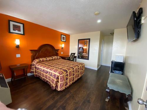 Walden Motel - image 14