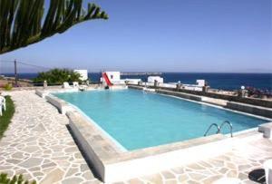 Silver Rocks , Pension in Chrissi Akti