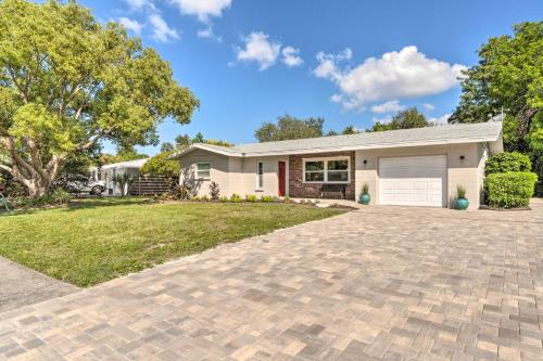 Updated Home with Pvt Pool Less Than 10 Mins to Siesta Key - main image
