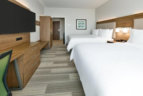 Holiday Inn Express & Suites Fort Worth North - Northlake