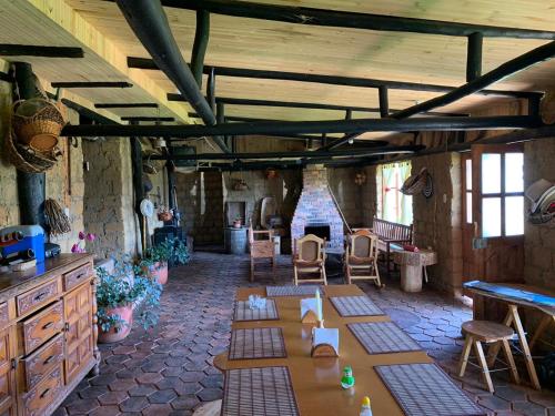 Pub/Lounge, Rancho Carrizal in Toca