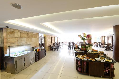 Reston Hotel in Jounieh városközpont