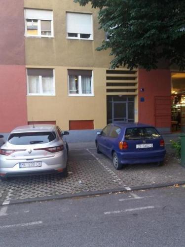 Apartments with WiFi Zagreb - 17963
