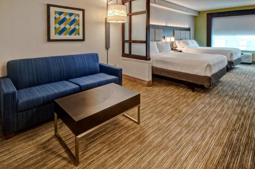 Holiday Inn Express Hotel & Suites Jackson Northeast, an IHG Hotel