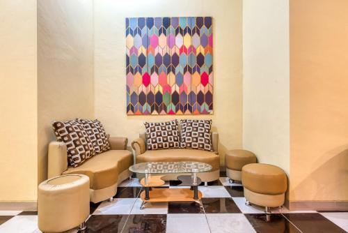 RedDoorz Syariah @ Kertomenanggal Surabaya near City of Tomorrow (CITO)