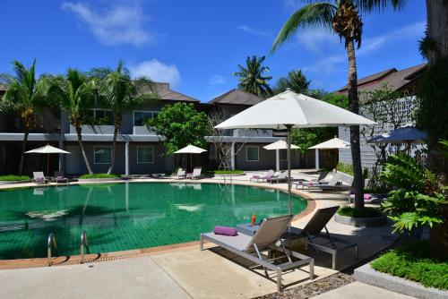 Twin Lotus Resort & Spa