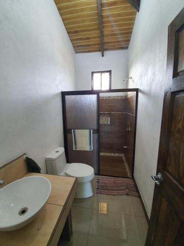 Μπάνιο, Casa Marissa. in Κομπάνο