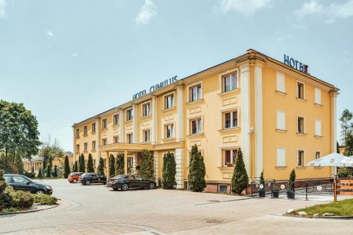 Cumulus Hotel - image 8