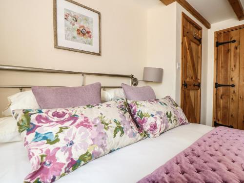 Oak Cottage - image 6