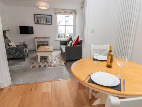 Apartment 1 22 Foss Street - image 8