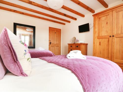 Hawthorn Cottage - image 10