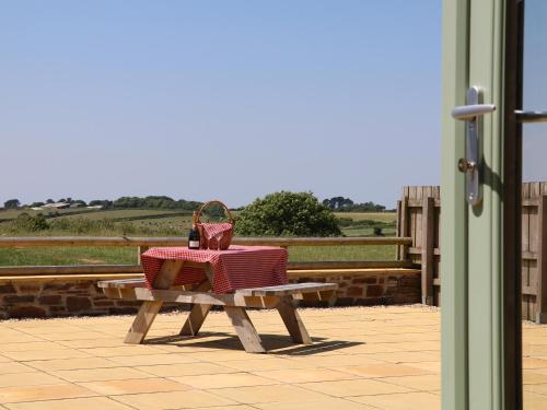 Elm Cottage - image 13