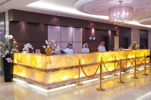 Dorrar Al Eiman Royal Hotel