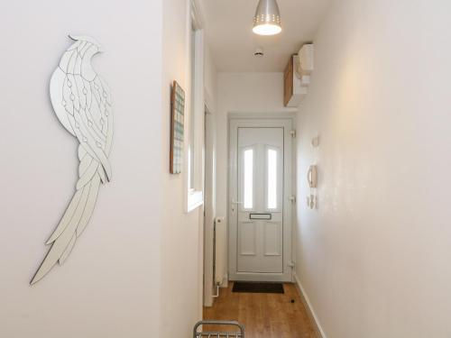 Apartment 14 - image 5