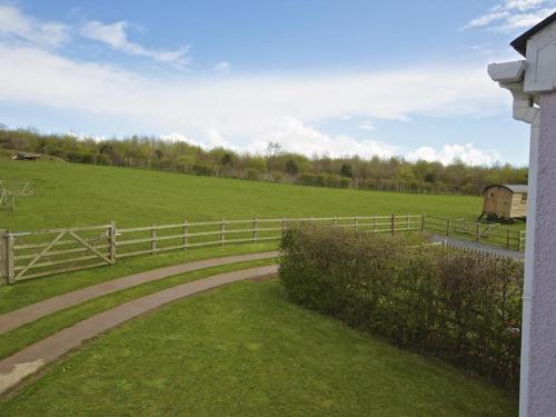Cloverwell - image 10
