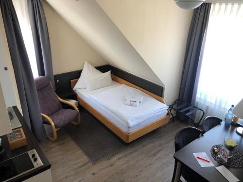 Apartment 47 5