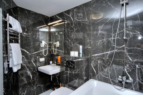 Arena Summit Apart Hotel - image 3