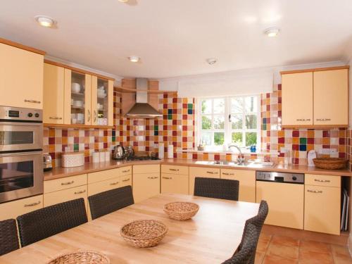 Homefield House in Thurlestone