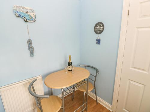 2 Oakhill Drive - image 13
