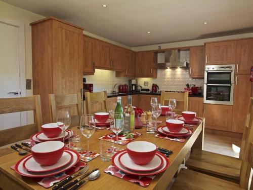 1 Combehaven - image 11