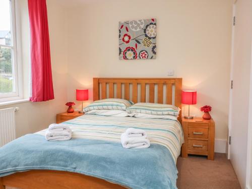 1 Combehaven - image 9