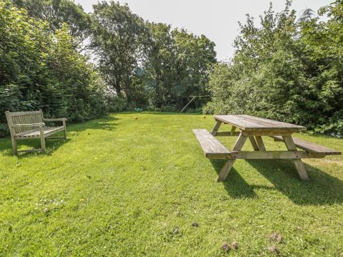 Garras Barn - image 7
