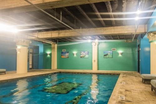 Frontdesk I The Rice Apts Downtown Houston - image 14