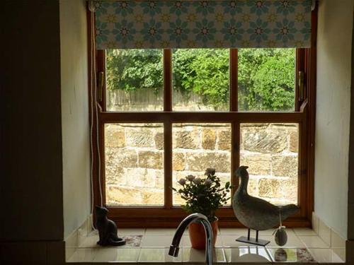 Quakers Cottage - image 4