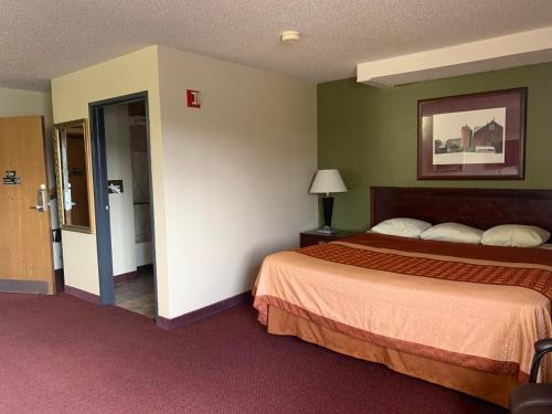 Heartland Hotel & Suites