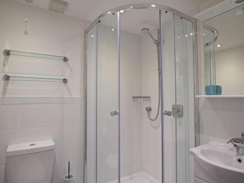 Cove View - image 12