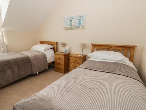 Pebble Cottage Dunnscroft - image 6
