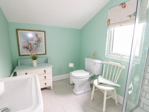 Coorie Cottage - image 8