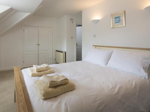 5 Chichester Court - image 12