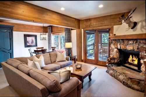 Luxury One-Bedroom Suite