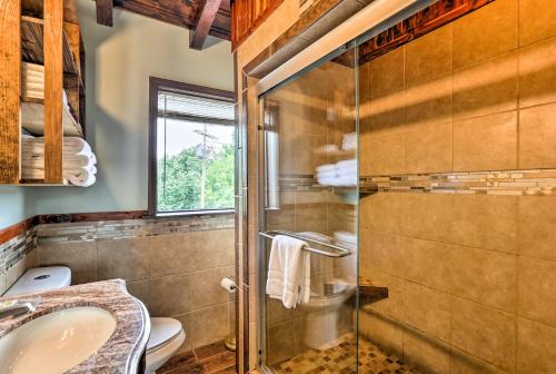 Burkesville Apartment with Views and Pool Access! - image 8