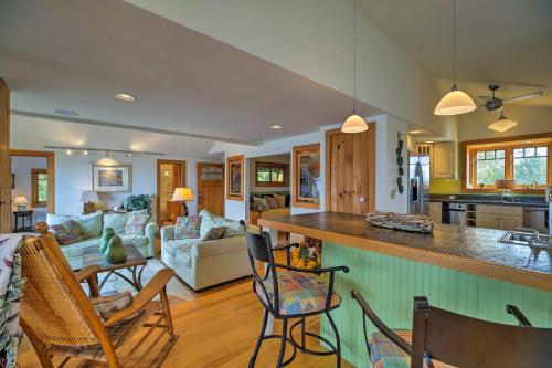 Lake Champlain Cottage with Kayak and Private Dock - main image