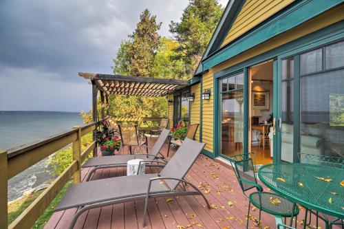 Lake Champlain Cottage with Private Deck and Fire Pit! in North Hero, USA