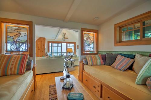 Lake Champlain Cottage with Kayak and Private Dock - image 10