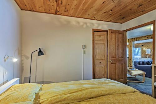 Lakefront Cabin with Boathouse Canoe Deck and Sauna! - image 8