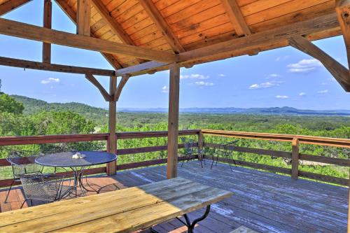 Quiet Utopia Retreat: Deck & Hill Country Views in Utopia (TX)