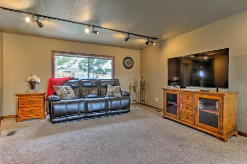 . Helena Home with Covered Patio and Views!