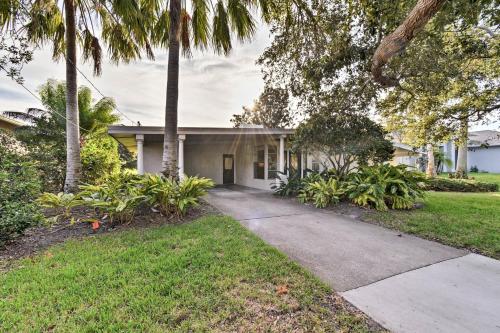 1 Mi to Nokomis Beach Home with EV Charger in Laurel (FL)