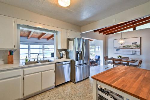 1 Mi to Nokomis Beach Home with EV Charger in Laurel (FL)