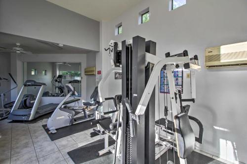 Oro Valley Condo with Pool Mins to Golf and Hiking! - main image