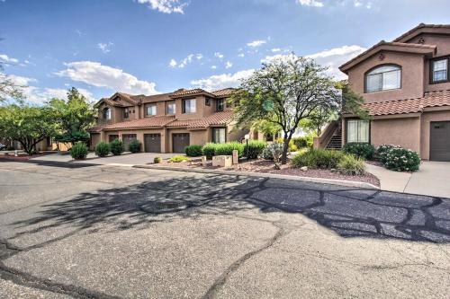 Oro Valley Condo with Pool Mins to Golf and Hiking! - image 4