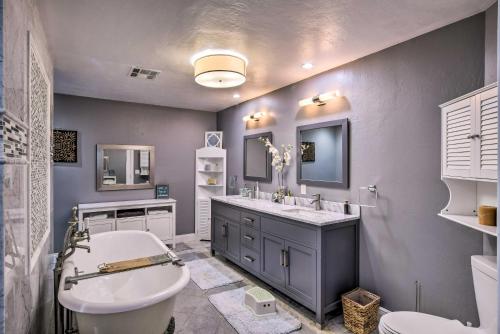 Bonita Springs Private Oasis with Ideal Yard! - image 8