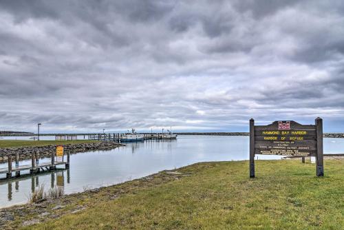 在meiguo.com看到的700-Acre Millersburg Cabin-Walk to Lk. Huron!的介绍图片