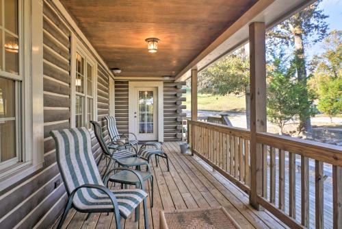 Scottsboro Cabin with Fire Pit and Stocked Pond Access - image 2