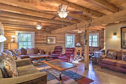 Scottsboro Cabin with Fire Pit and Stocked Pond Access - image 9