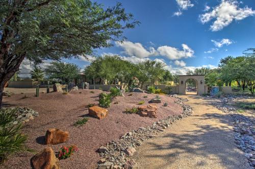 Luxe Tucson Vineyard Home with Views and Fire Pit - image 8